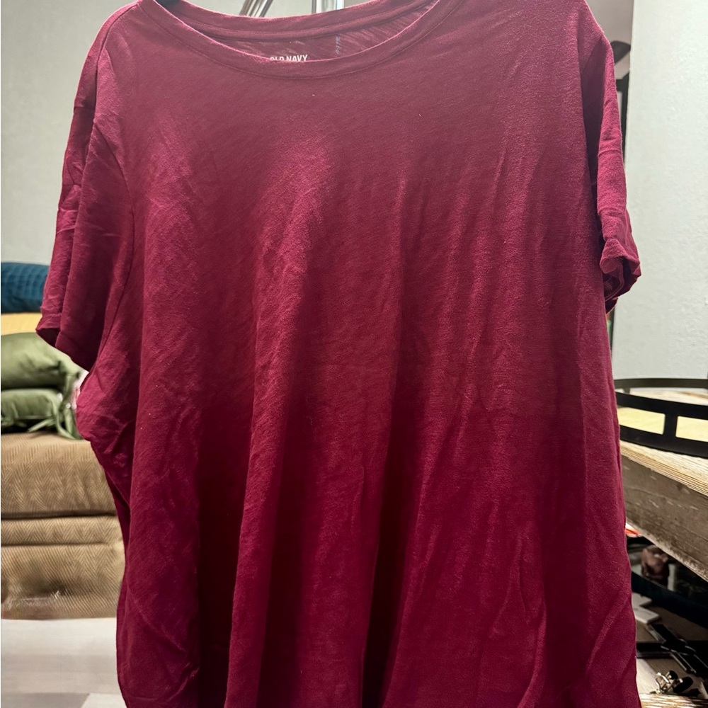 Old Navy Burgundy T-Shirt